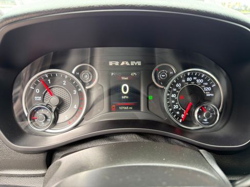 Used 2022 RAM 2500 Big Horn AWD/4WD image 18