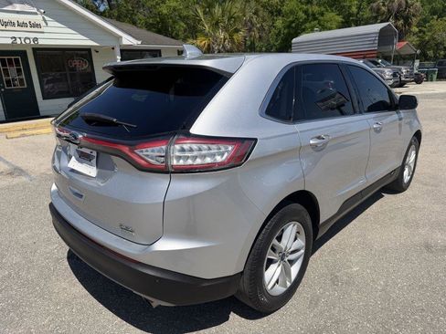 Used 2017 Ford Edge SEL w/ Equipment Group 201A FWD image 5