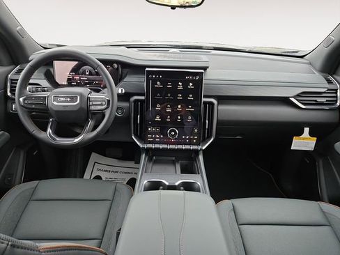 New 2026 GMC Acadia AT4 image 3