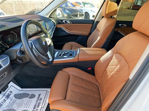 Used 2023 BMW X7 xDrive40i w/ Premium Package image 20