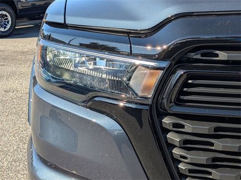 New 2026 RAM 1500 4x4 Crew Cab image 10