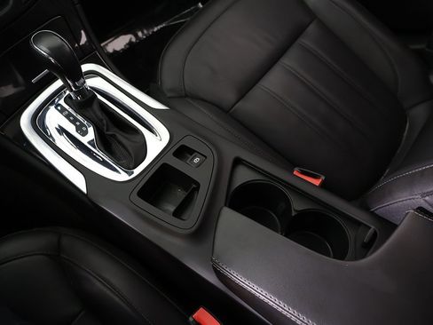 Used 2015 Buick Regal image 49