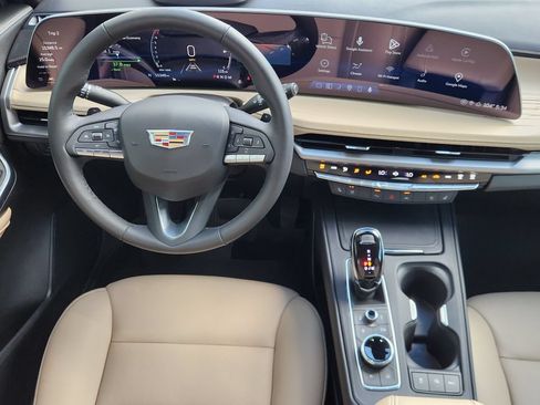 Used 2024 Cadillac XT4 Premium Luxury w/ Technology Package FWD image 26
