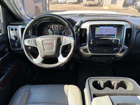 Used 2019 GMC Sierra 2500 SLT w/ Duramax Plus Package AWD/4WD image 23