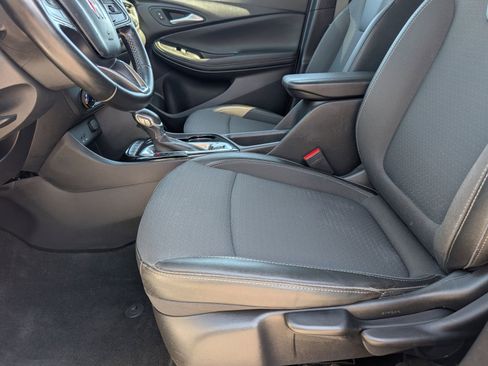 Used 2024 Buick Encore GX Preferred FWD image 15