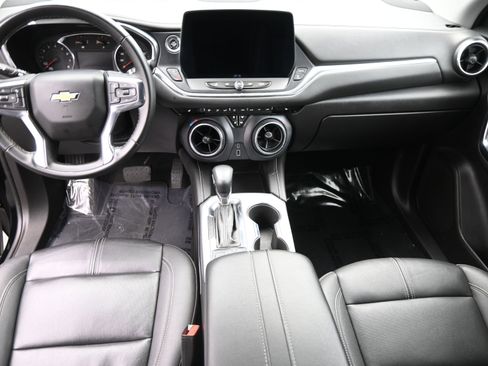Used 2023 Chevrolet Blazer LT image 16