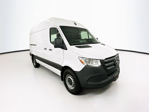 New 2025 Mercedes-Benz Sprinter 2500 image 1