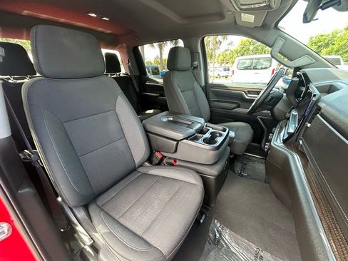 Used 2025 Chevrolet Silverado 1500 LT RWD image 24