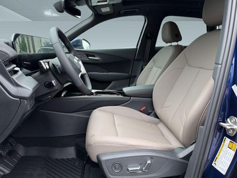 New 2026 Audi Q3 quattro 2.0T AWD/4WD image 5