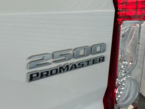 Used 2023 RAM ProMaster 2500 image 11
