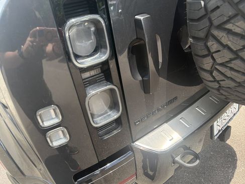 Used 2023 Land Rover Defender 110 Carpathian Edition AWD/4WD image 41