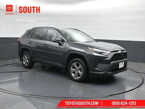 Used 2023 Toyota RAV4 XLE w/ Convenience Package AWD/4WD image 4