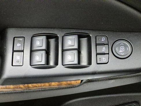 Used 2019 Chevrolet Tahoe Premier image 14