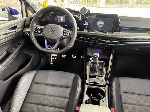 Used 2023 Volkswagen Golf 20th Anniversary Edition image 30