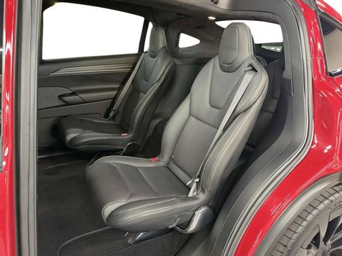 Used 2022 Tesla Model X Plaid image 15