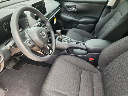 New 2027 Honda HR-V LX image 12