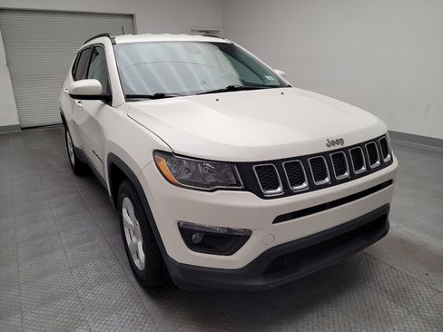 Used 2018 Jeep Compass Latitude w/ Popular Equipment Group FWD image 14