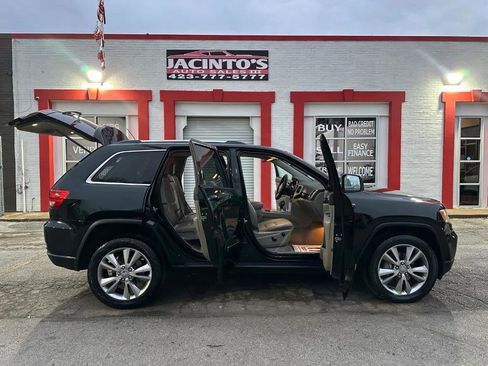 Used 2012 Jeep Grand Cherokee Laredo image 41