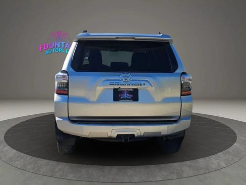 Used 2019 Toyota 4Runner SR5 AWD/4WD image 4