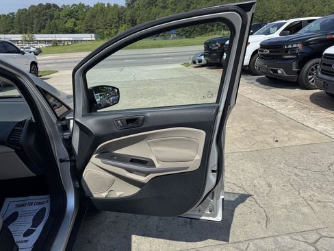 Used 2021 Ford EcoSport S FWD image 15