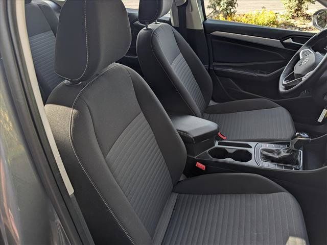 Used 2025 Volkswagen Jetta S FWD image 12