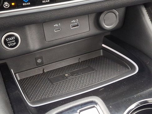 Used 2023 Nissan Rogue Platinum w/ Platinum Premium Package image 25