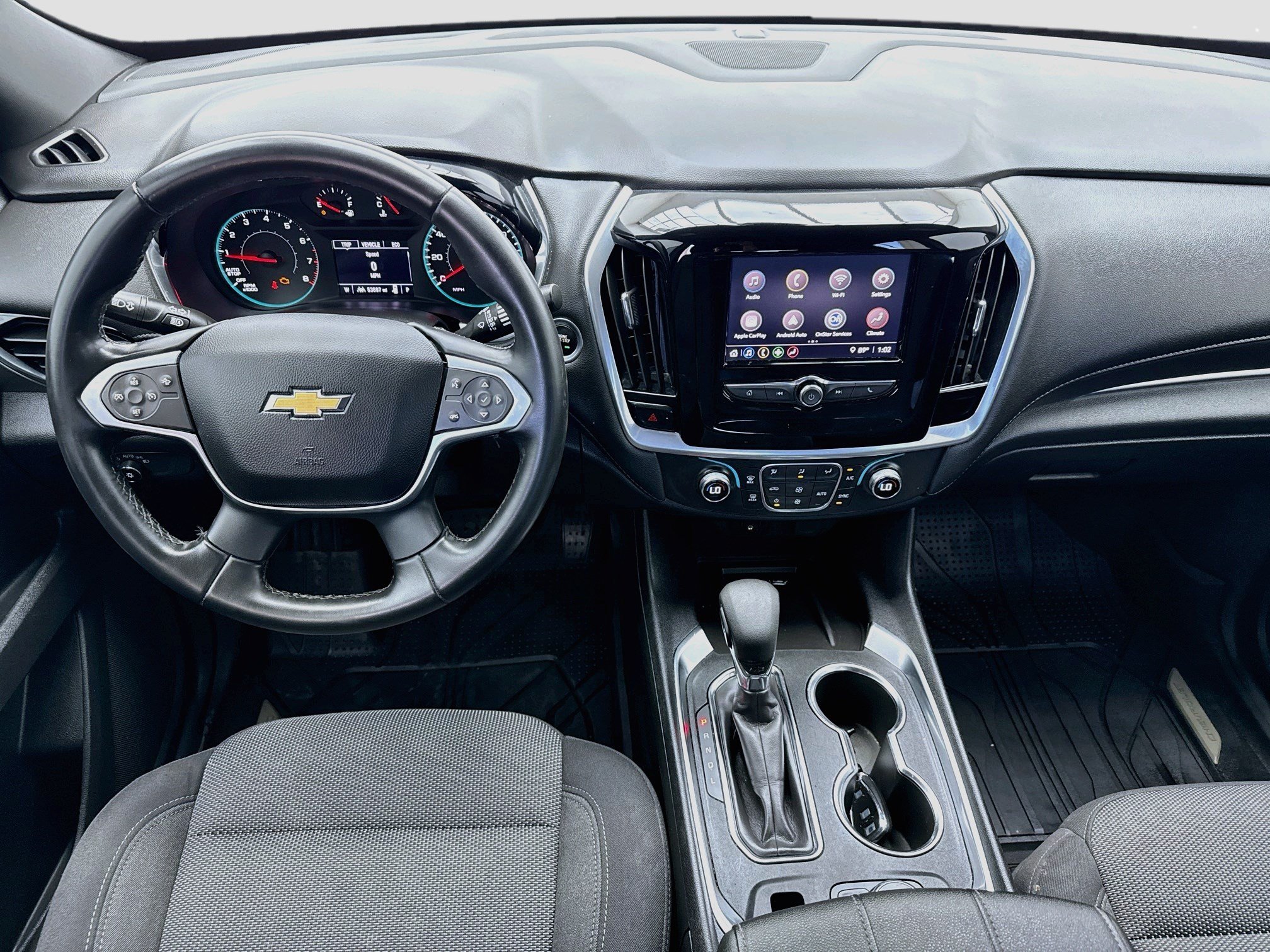 Used 2023 Chevrolet Traverse LT FWD image 14