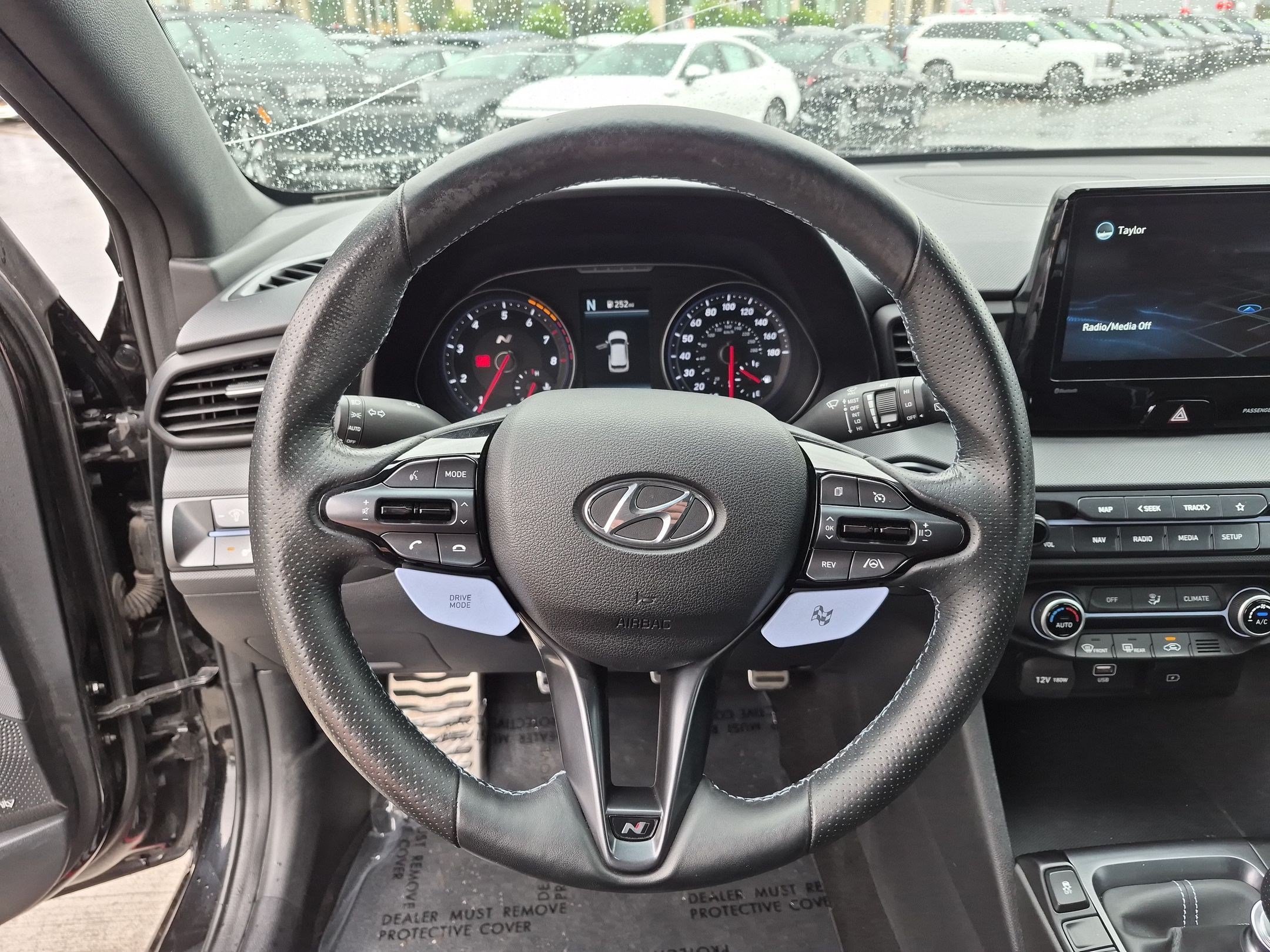 Certified 2022 Hyundai Veloster N FWD image 18