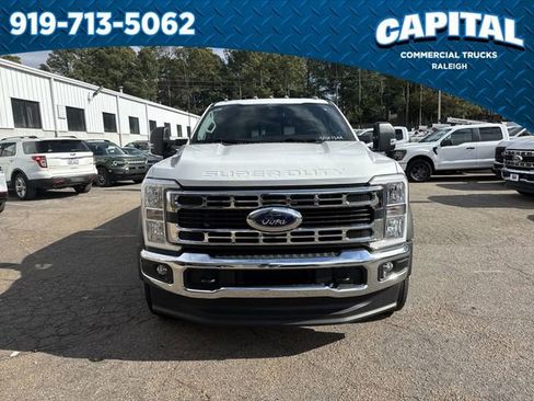 New 2025 Ford F450 XL image 3