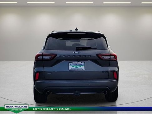 Used 2025 Ford Escape ST-Line Elite w/ Premium Technology Package image 5