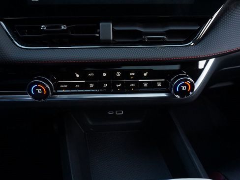 New 2026 Chevrolet Equinox RS image 16