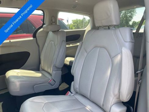 Used 2021 Chrysler Voyager Lxi image 19