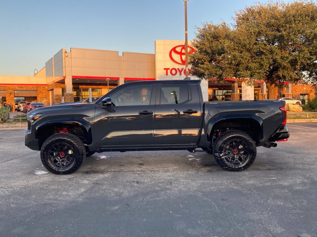 Certified 2026 Toyota Tacoma TRD Pro AWD/4WD image 7