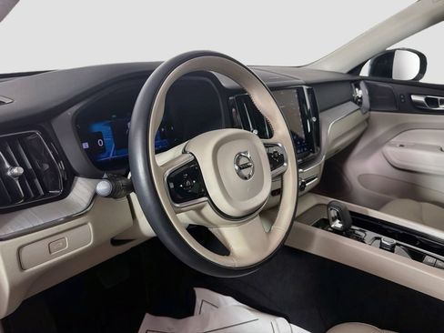 Certified 2024 Volvo XC60 B5 Plus AWD/4WD image 10