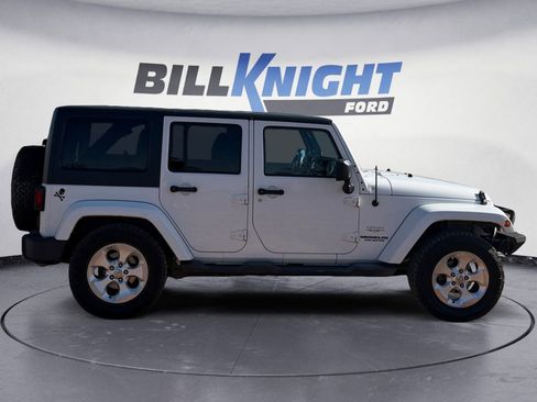 Used 2013 Jeep Wrangler Unlimited Sahara w/ Trailer Tow Group image 6