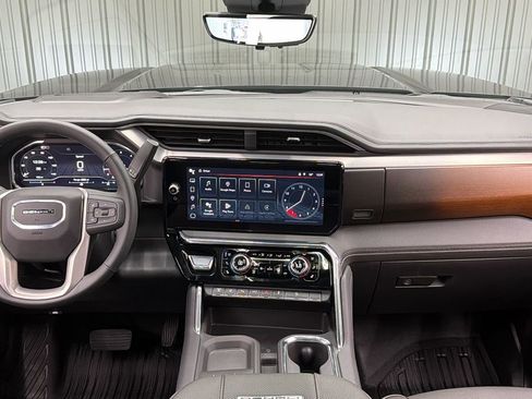 Used 2025 GMC Sierra 3500 Denali w/ Denali Reserve Package image 44