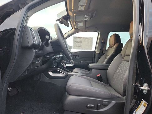 New 2026 Nissan Frontier SV w/ SV Convenience Package image 13