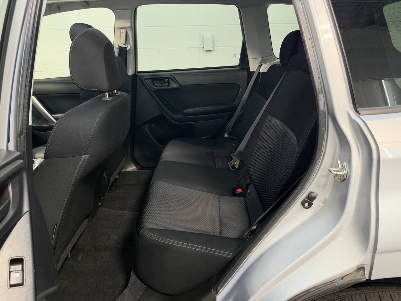 Used 2016 Subaru Forester 2.5i Premium w/ All-Weather Package AWD/4WD image 24