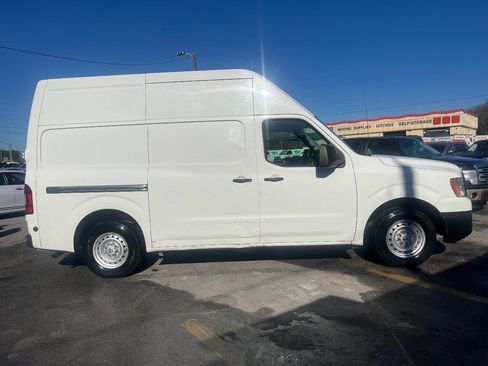 Used 2019 Nissan NV 2500 S image 6