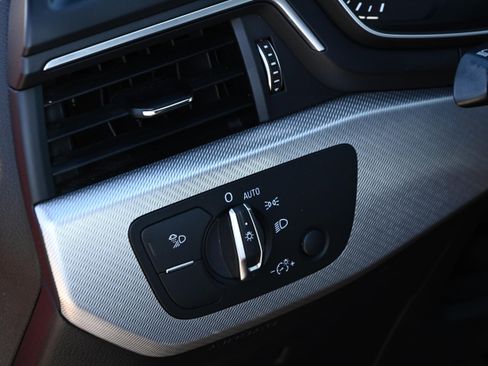 Used 2018 Audi A4 2.0T Premium Plus w/ Premium Plus Package image 28