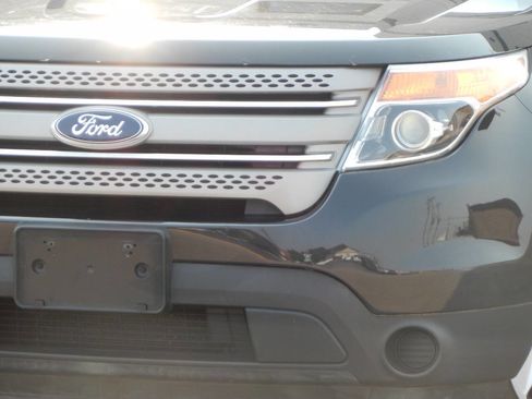 Used 2014 Ford Explorer 4WD image 5