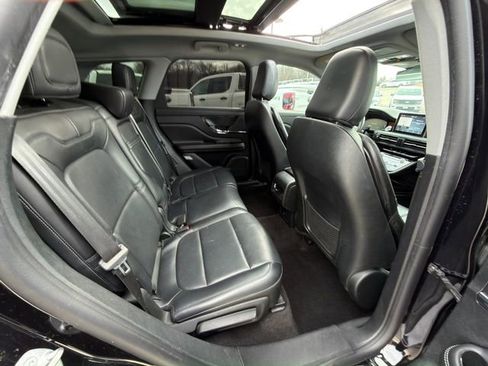 Used 2022 Lincoln Corsair Reserve image 10