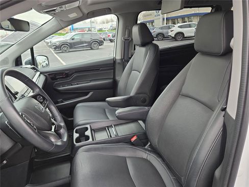 Used 2022 Honda Odyssey Touring image 15