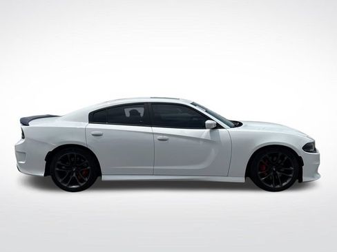 Used 2022 Dodge Charger Scat Pack w/ Plus Group RWD image 7