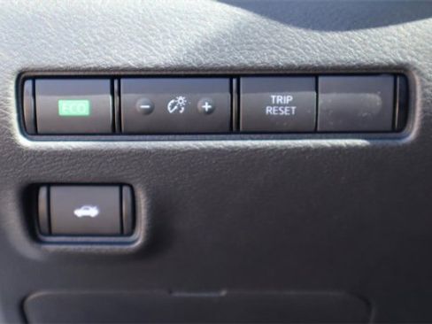 New 2025 Nissan Sentra SV w/ SV Premium Package image 20