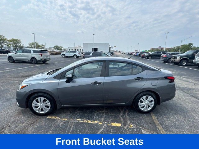Used 2020 Nissan Versa S FWD image 4