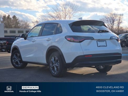 New 2026 Honda HR-V LX image 11