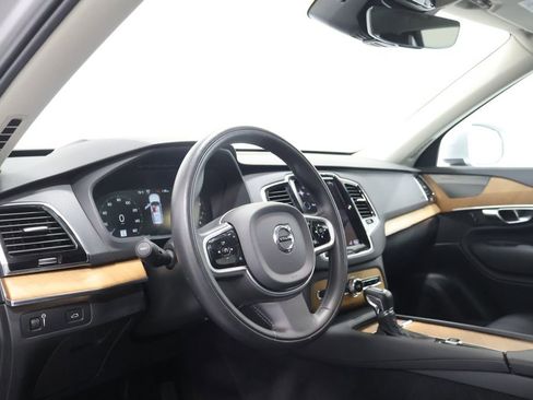 Used 2022 Volvo XC90 T6 Momentum w/ Advanced Package AWD/4WD image 15