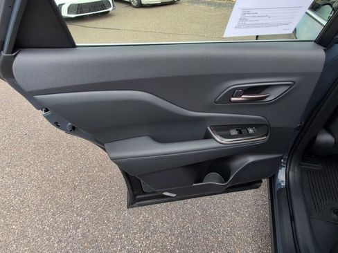 Certified 2025 Toyota Crown Signia image 14