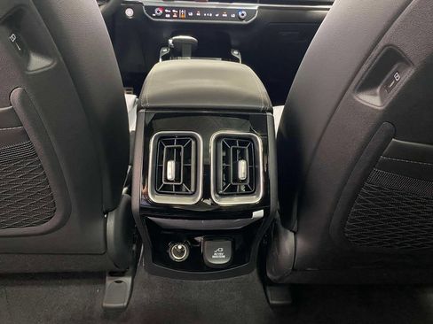 New 2026 Kia Sorento SX Prestige AWD/4WD image 12